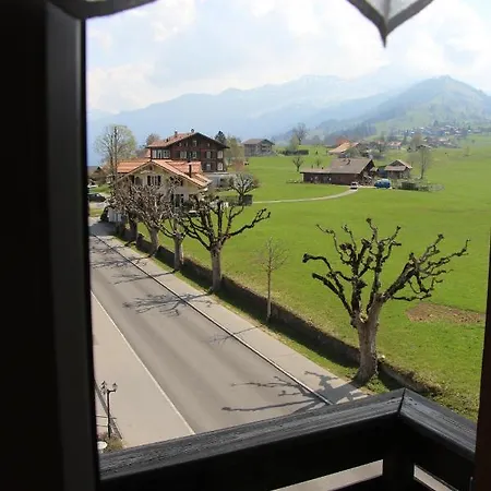 Seeblick * Aeschi Bei Spiez