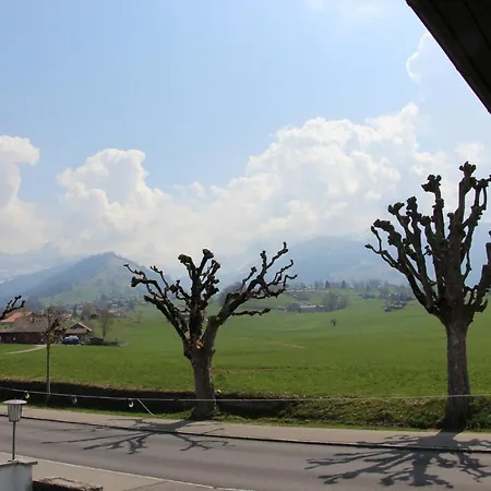 Seeblick * Aeschi Bei Spiez